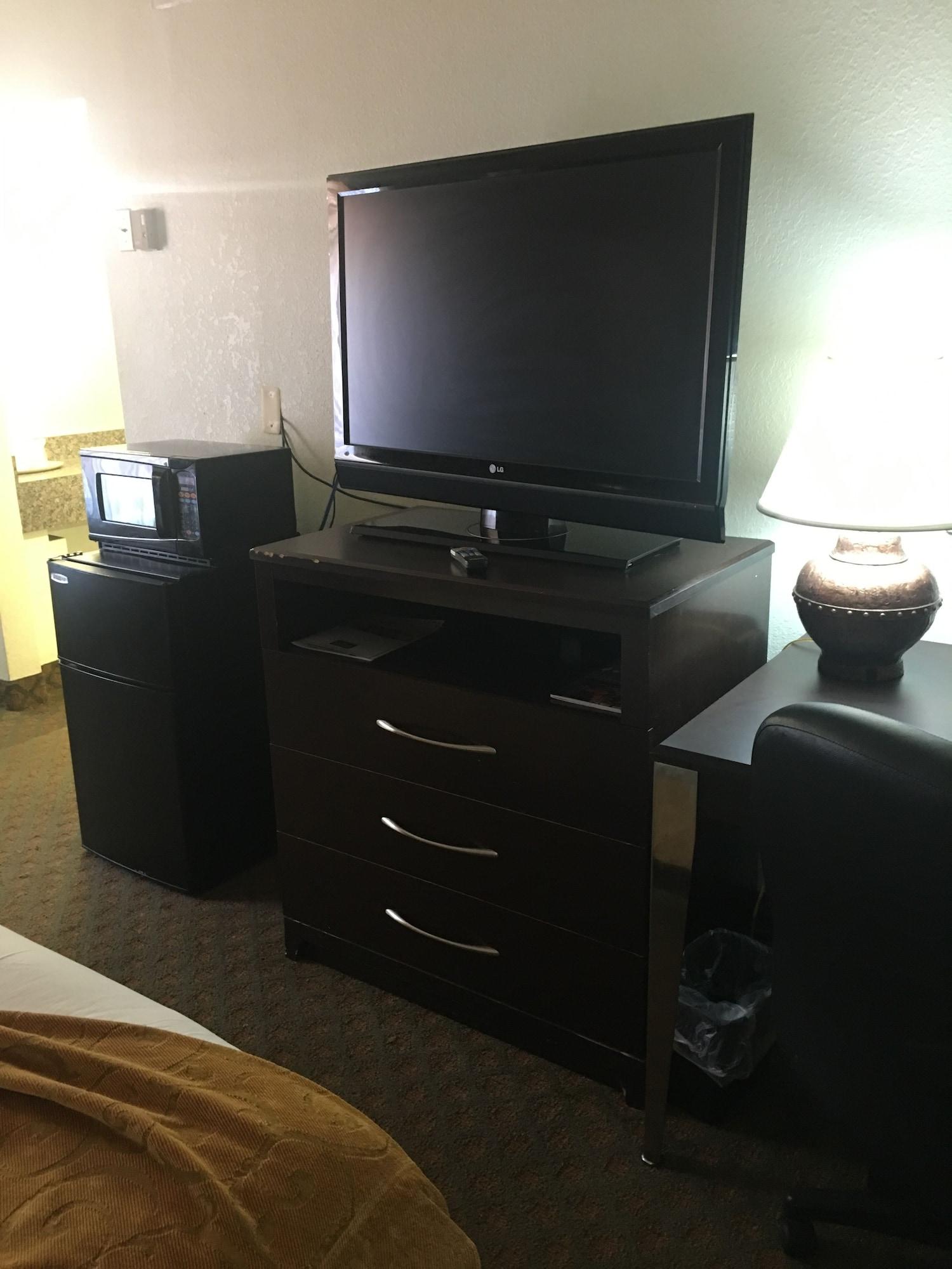 A Victory Inn - West Dearborn Dearborn Heights Екстериор снимка