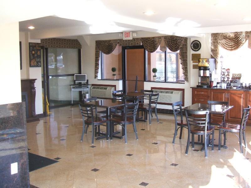 A Victory Inn - West Dearborn Dearborn Heights Ресторант снимка